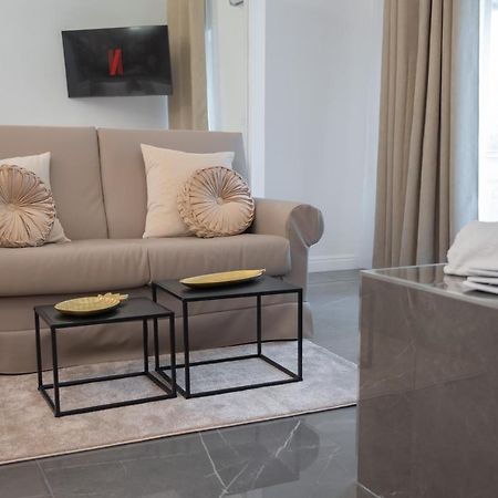 NM Luxury Suites Pompéi Extérieur photo