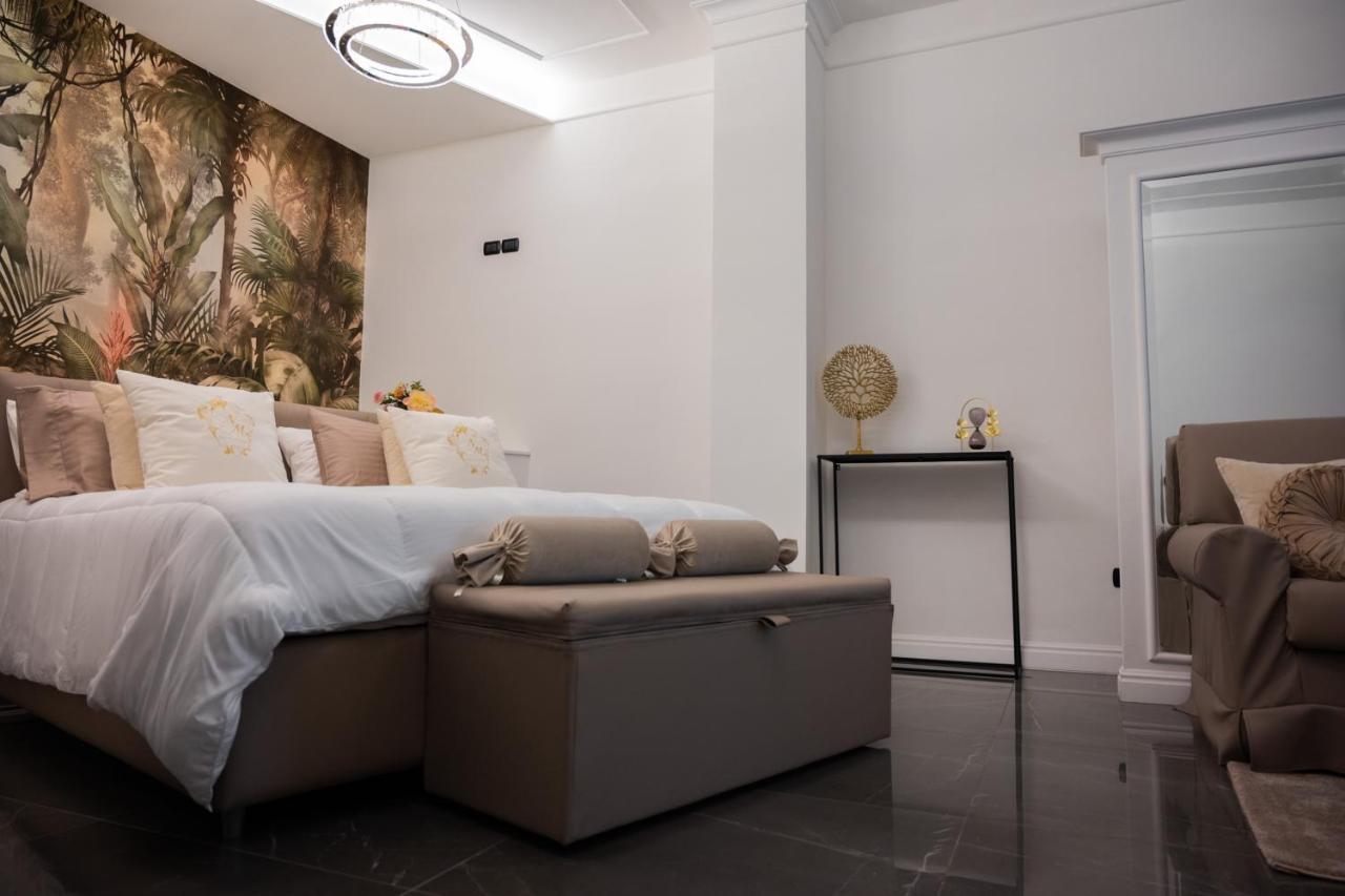 NM Luxury Suites Pompéi Extérieur photo