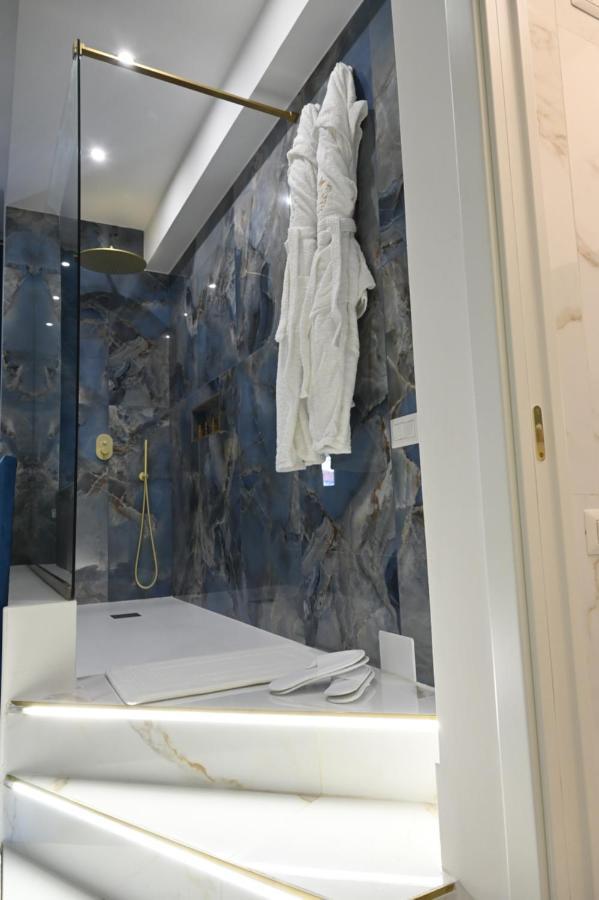 NM Luxury Suites Pompéi Extérieur photo