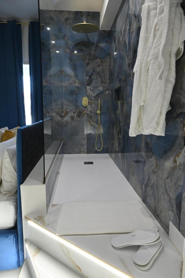 NM Luxury Suites Pompéi Extérieur photo