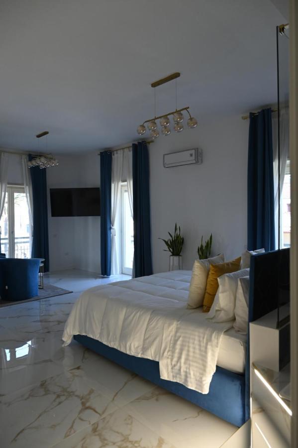 NM Luxury Suites Pompéi Extérieur photo